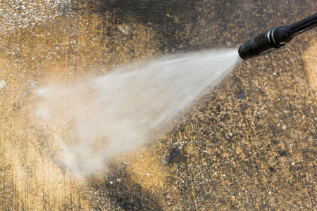 Why Professional Pressure Washing Equipment Makes a Difference